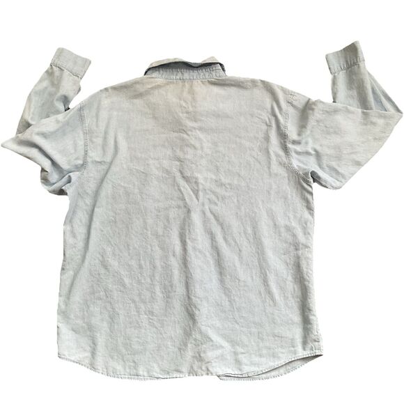 Women’s Light Weight Casual, Vacation, Preppy denim Button Down Shirt. Size L - Picture 7 of 7